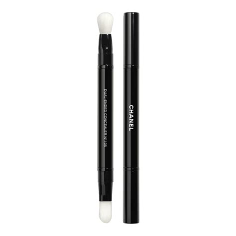 chanel blender concealer brush macys|LES PINCEAUX DE CHANEL Retractable Dual.